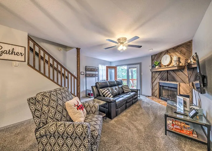 Hike, Golf And Explore Ruidoso Retreat With Deck!